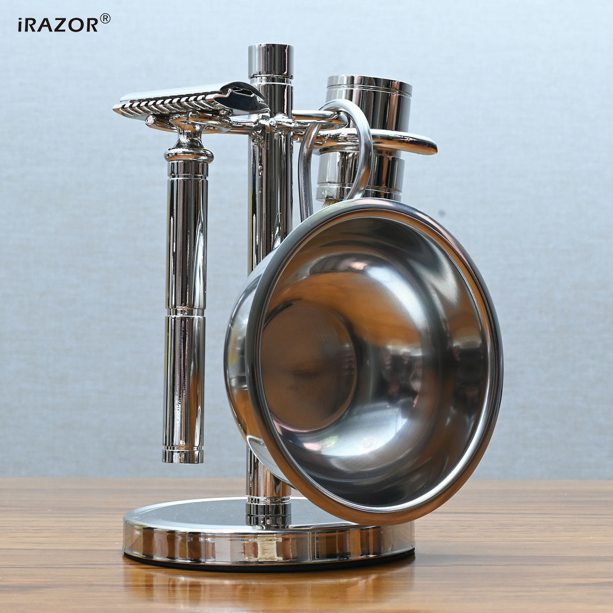 iRAZOR Classico Vintage Doppio - Mens Vintage Grooming Kit recensione e prezzo